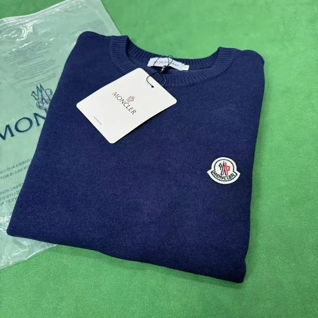 Moncler Knitwear Crewneck knit sweater with logo patch product detail image 3