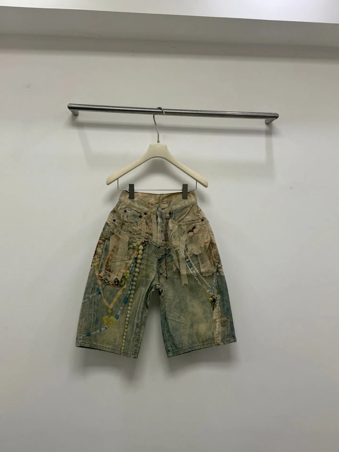 AC-Lace-Shorts