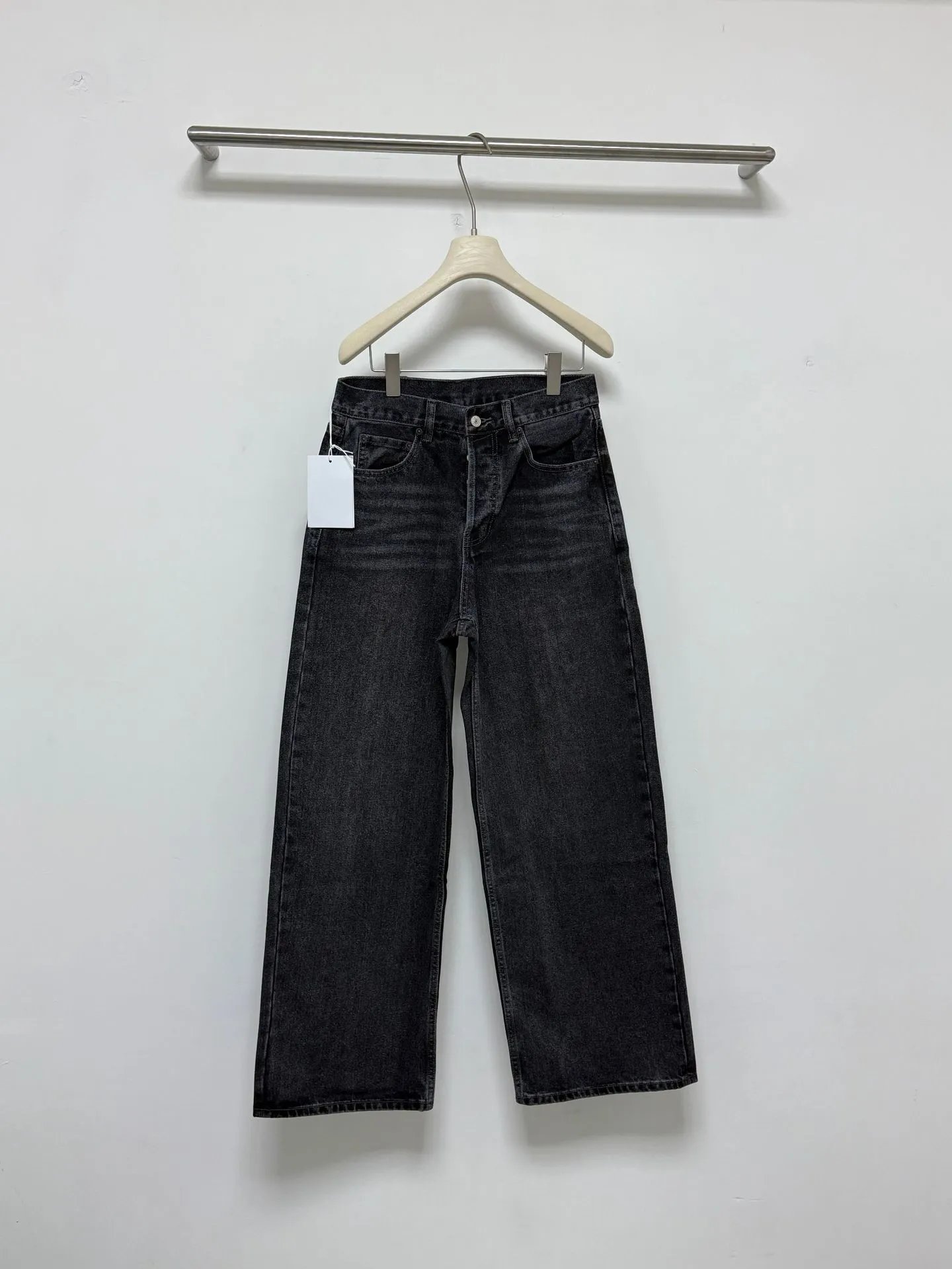 AC-Washed Black-Straight Leg