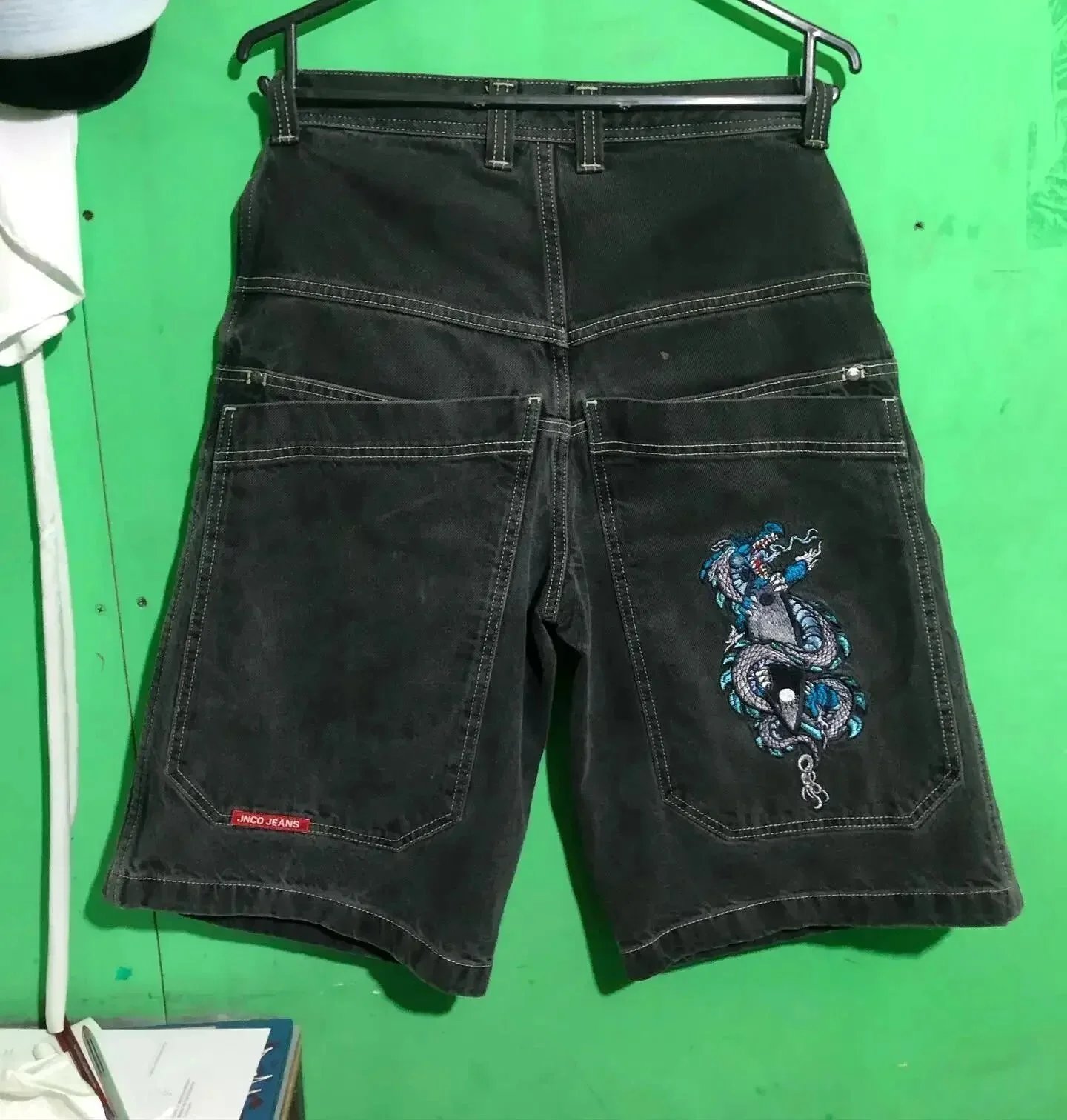 JNCO Shorts Wide-Leg Denim with Embroidered Back-Pocket Graphic — D04 Black and Gray