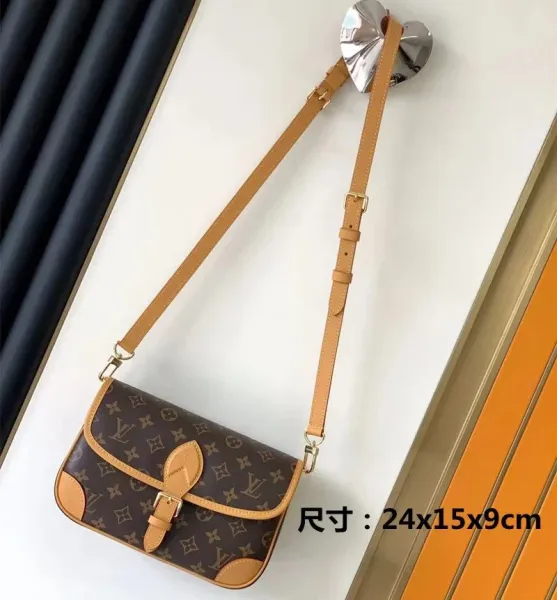 Louis Vuitton Dauphine Mini Monogram Brown Shoulder Bag - 10