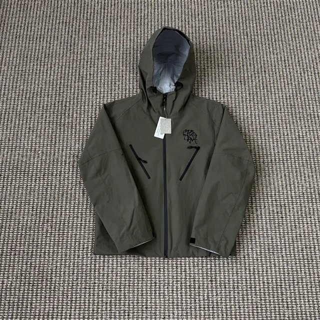 Mertra Shell Jacket: seller detail photo 4