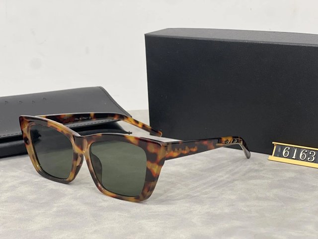 Sunglasses: seller detail photo 2