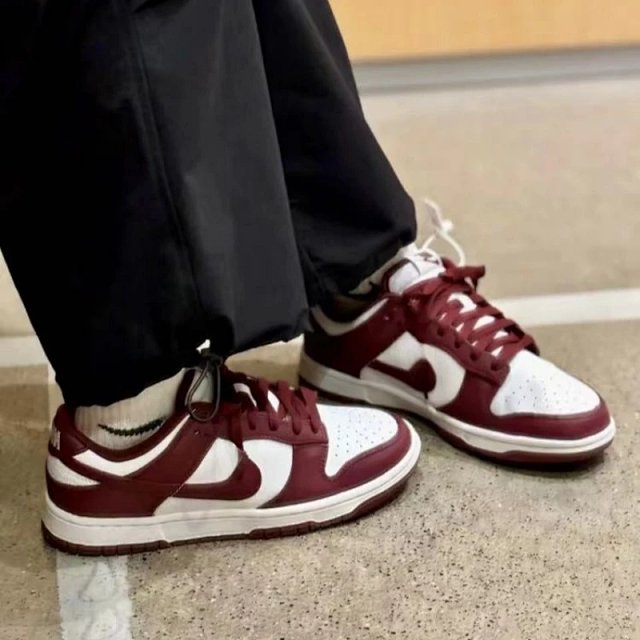 Nike Dunk Panda: seller detail photo 4