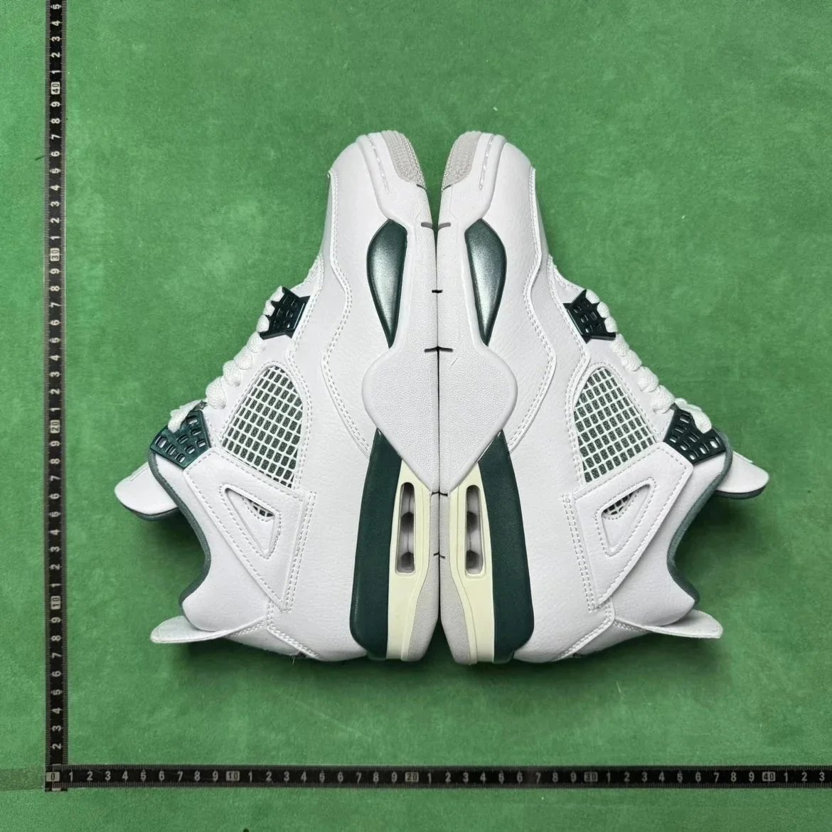 #11 New White Green FQ8138 103