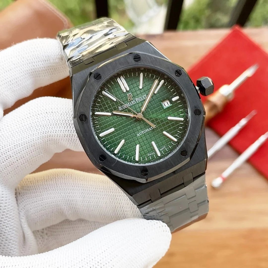 黑壳·绿盘钢带