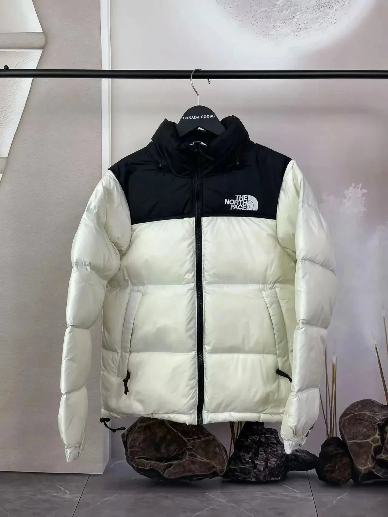 beige