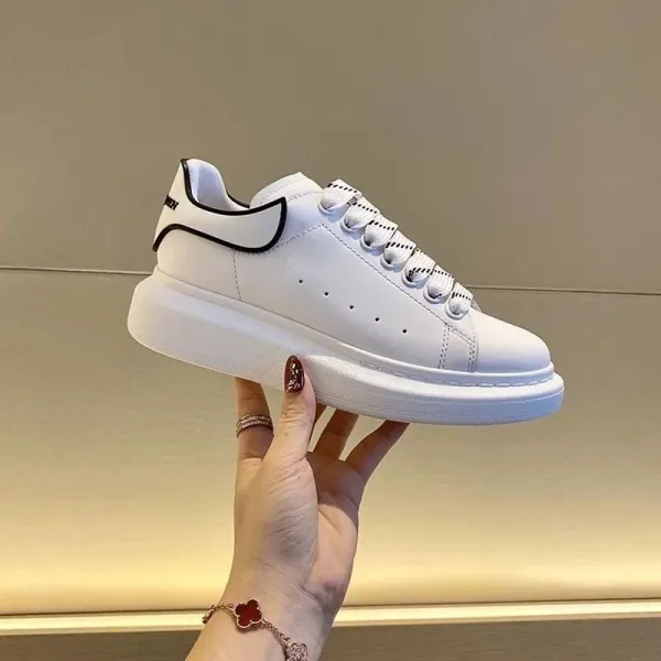 Alexander McQueen Oversized Sole White Sneakers Chunky Sneakers - 1