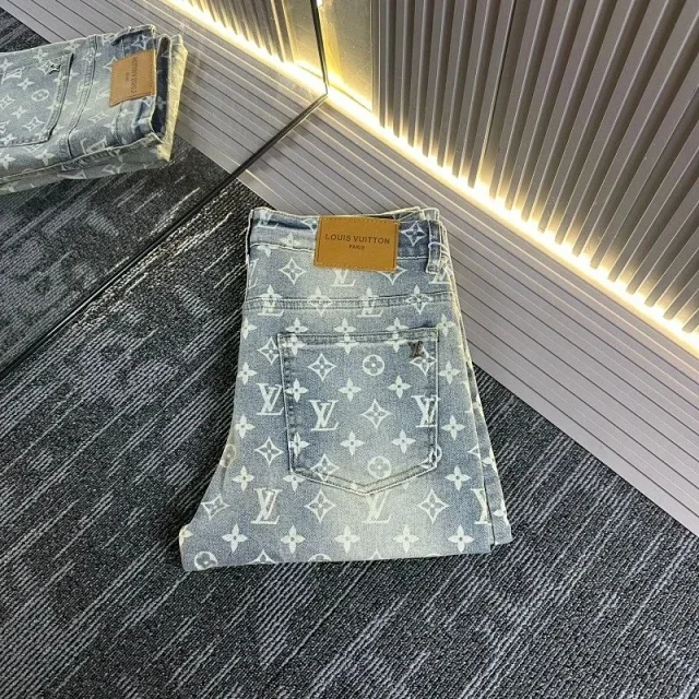 Louis Vuitton Jeans Monogram print product detail image 1