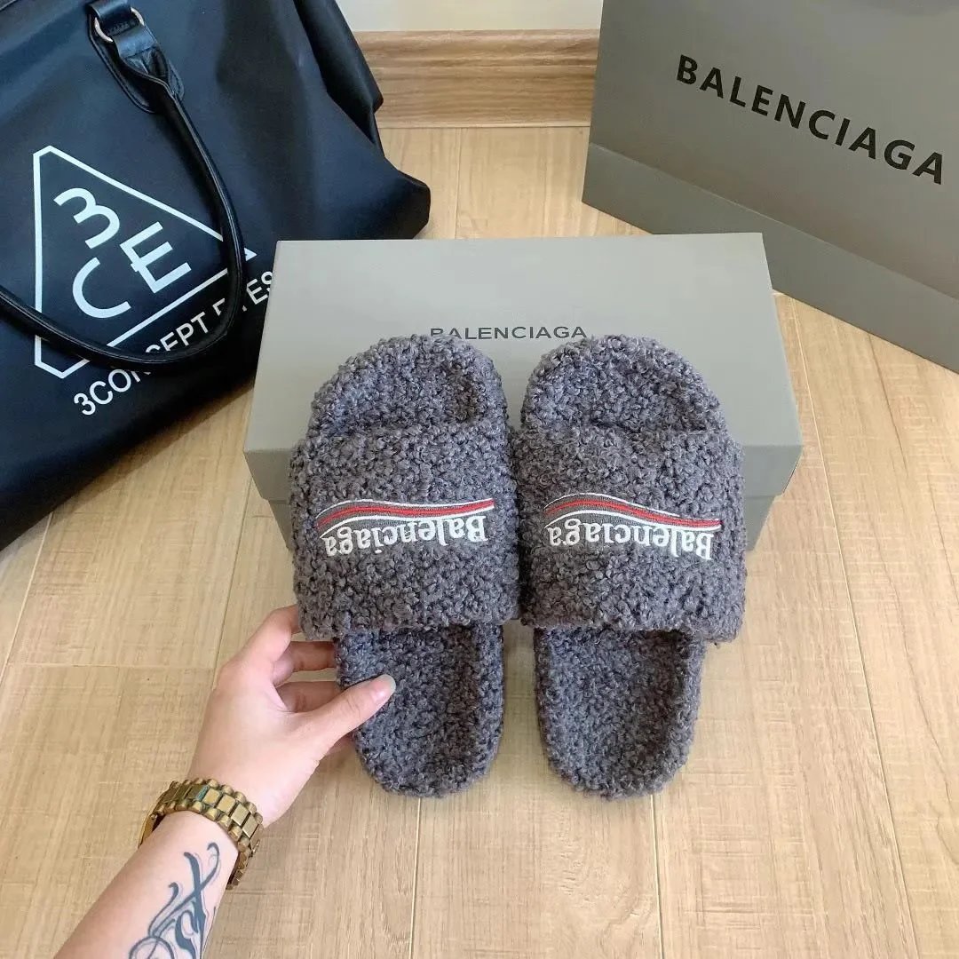 Balenciaga Slippers Teddy shearling logo slide image 3
