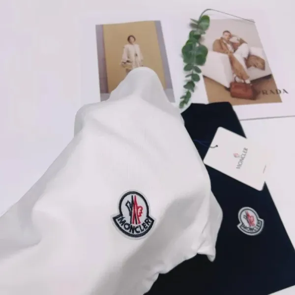 Moncler Logo Patch White T-Shirt - 16
