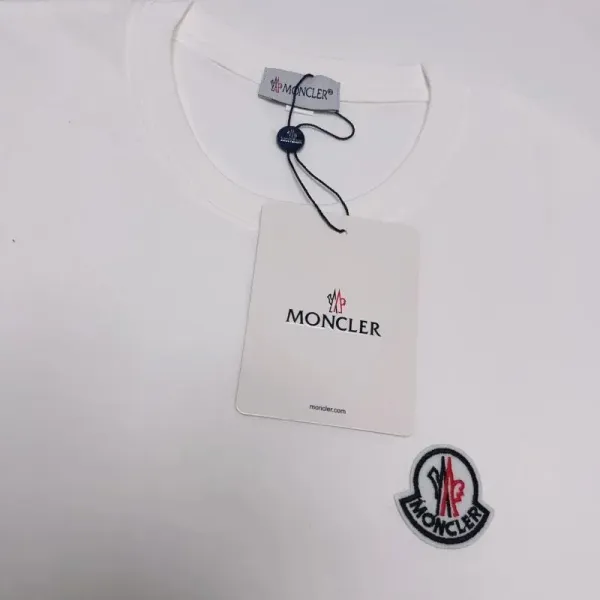 Moncler Logo Patch White T-Shirt - 14