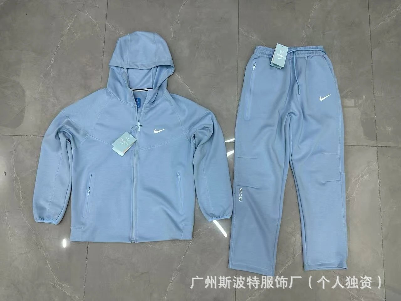 Nike Co-branded Hoodie Sweatshirt photo 3