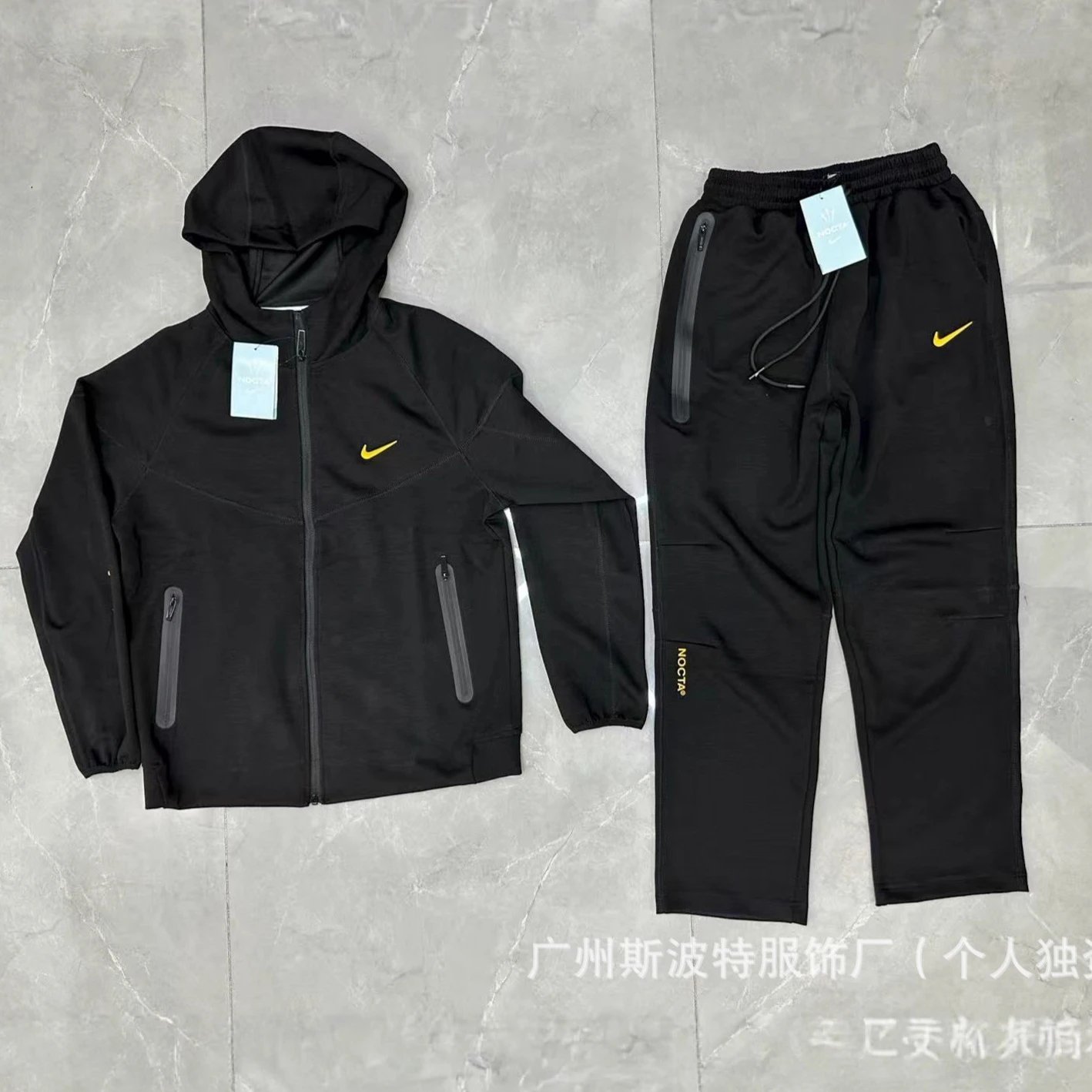 Nike Co-branded Hoodie Sweatshirt photo 2
