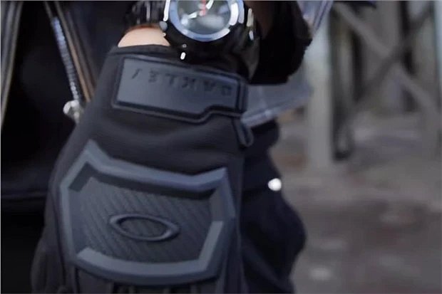 Oakley Blade Watch: seller detail photo 4