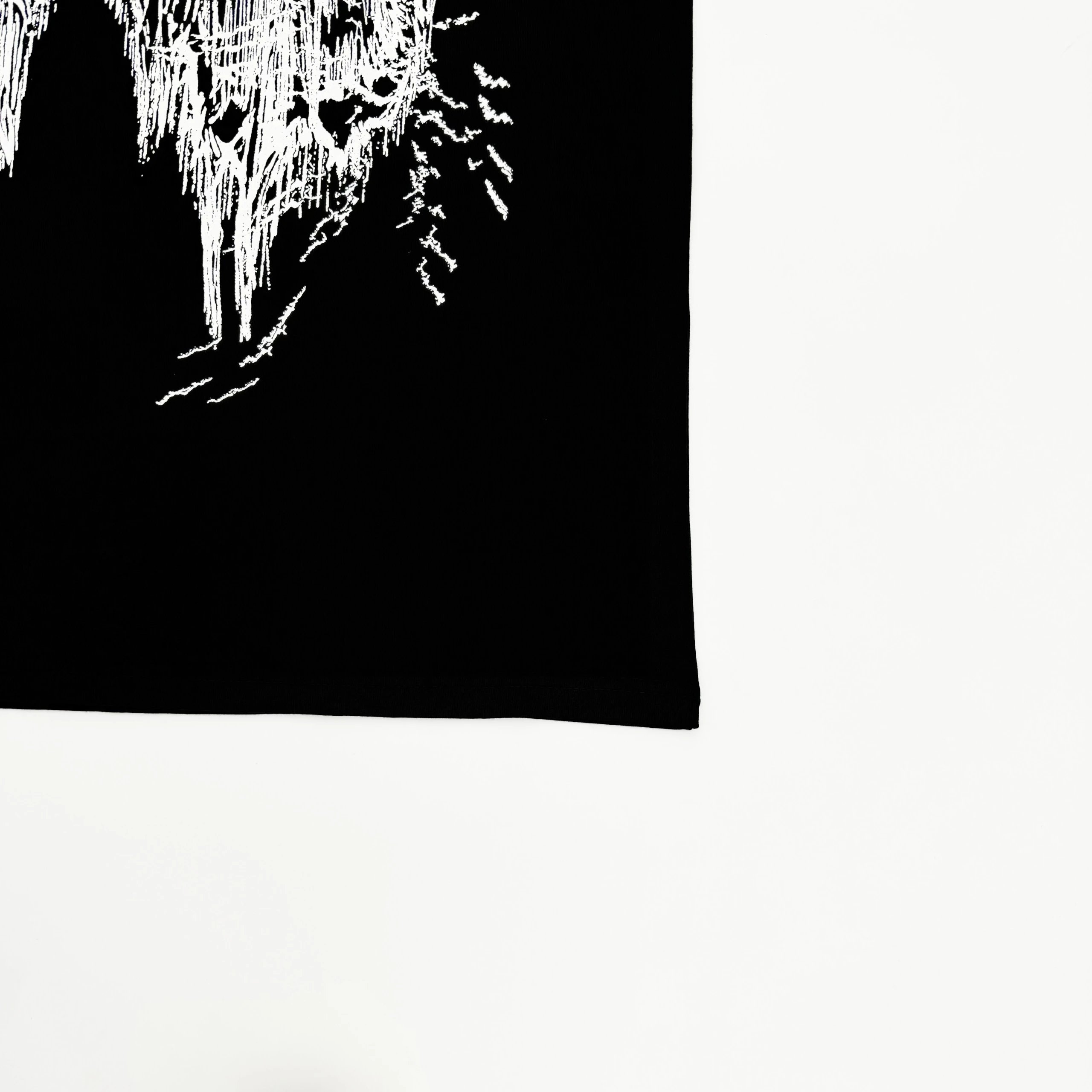 T-Shirt photo 8