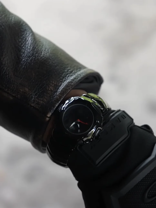 Oakley Blade Watch: seller detail photo 5