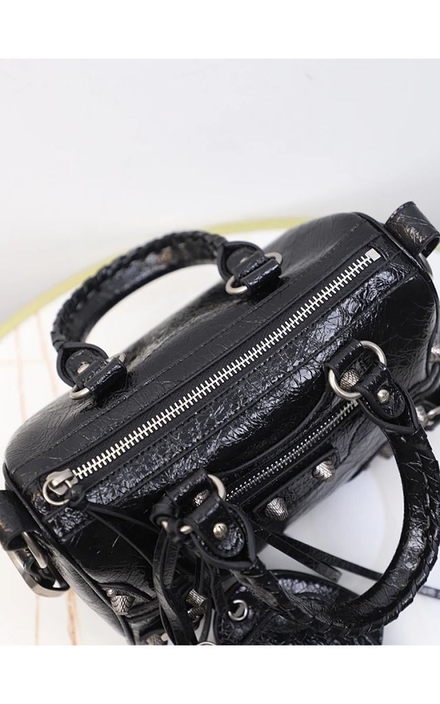 Balenciaga Lecagole Tassel Bag: seller detail photo 14