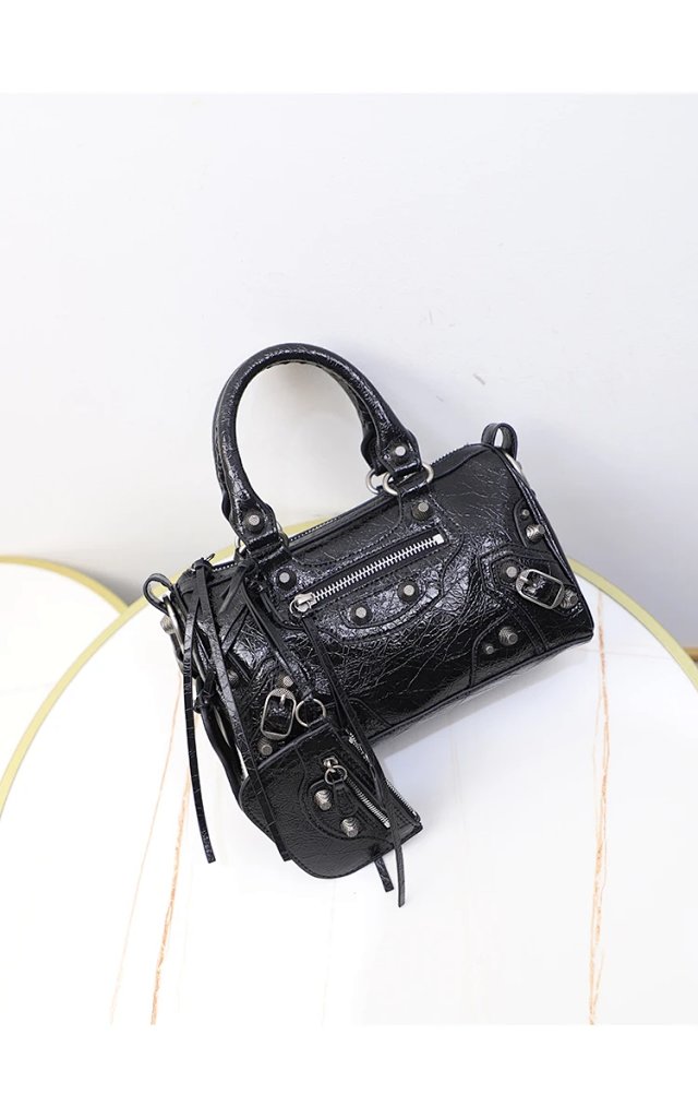 Balenciaga Lecagole Tassel Bag: seller detail photo 3
