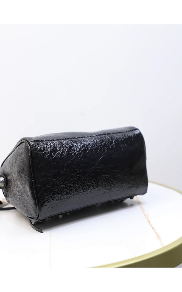 Balenciaga Lecagole Tassel Bag: seller detail photo 6