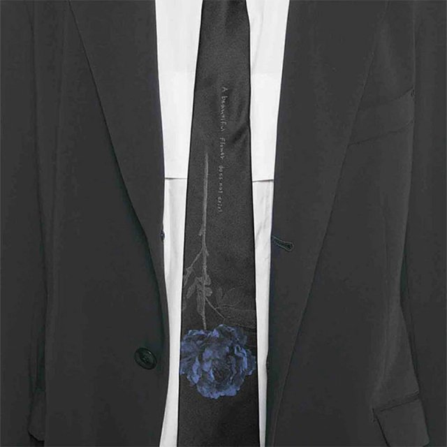 Yohji Yamamato Tie: seller detail photo 5