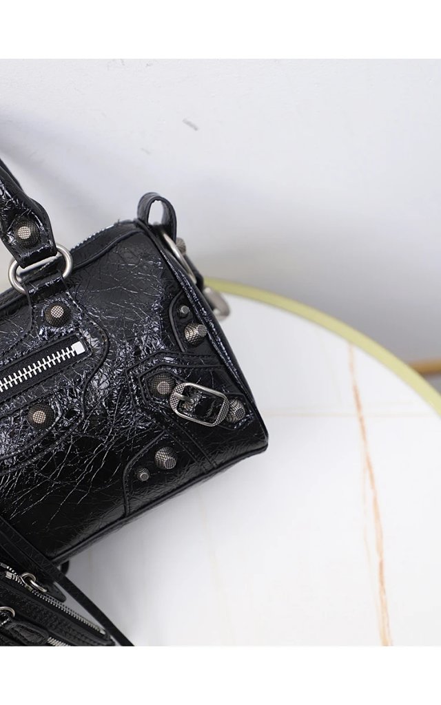 Balenciaga Lecagole Tassel Bag: seller detail photo 8
