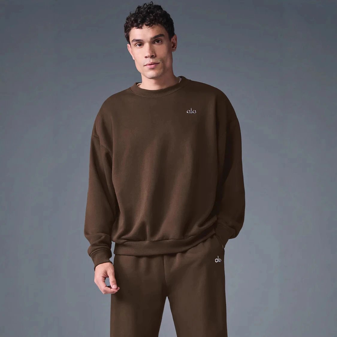 Alphabet sweatshirt for men and women, sports and plush thick solid color round neck long sleeved sweatshirt and pants set