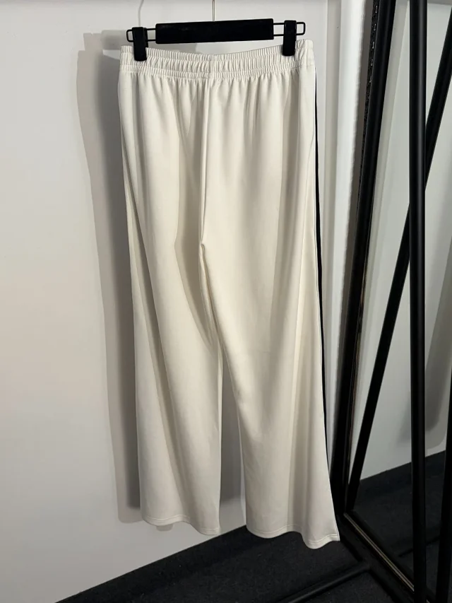 Miu Tracksuits Short-Sleeve Polo and Elastic-Waist Wide-Leg Pants with Contrast Side Stripes product detail image 6