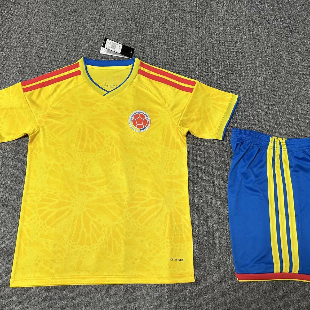 Adidas Football Jerseys Children's national team jersey and shorts set image 3