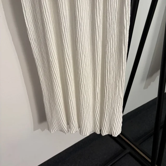 Miu Skirts Layered Pleated Midi Skirt product detail image 5