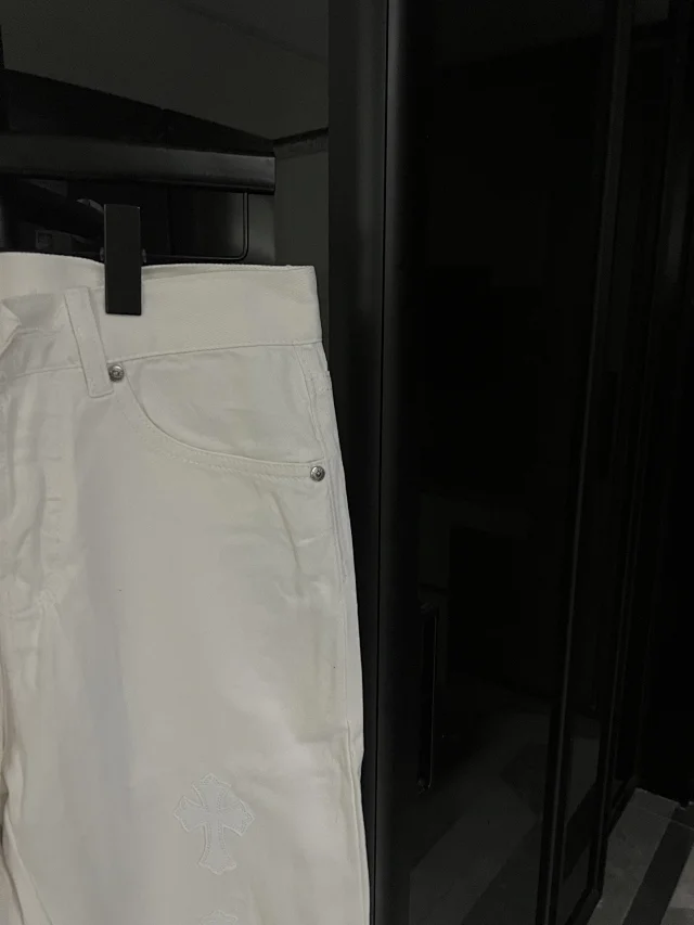 Unbranded Jeans Straight-Leg with Cross Appliqué product detail image 7