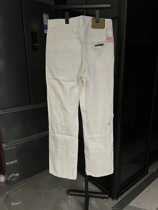Unbranded Jeans Straight-Leg with Cross Appliqué product detail image 4