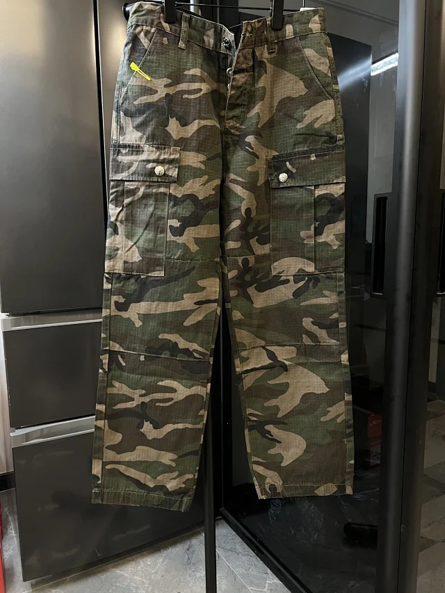 Chrome Hearts Trousers Camouflage multi-pocket cargo product detail image 3