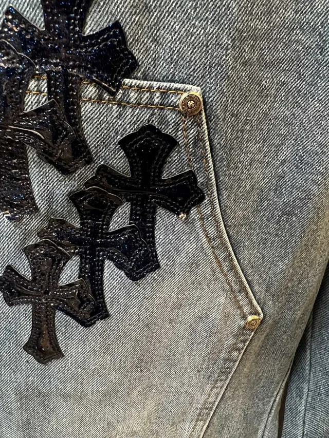 Unbranded Jeans Light-wash carpenter with cross appliqués product detail image 16