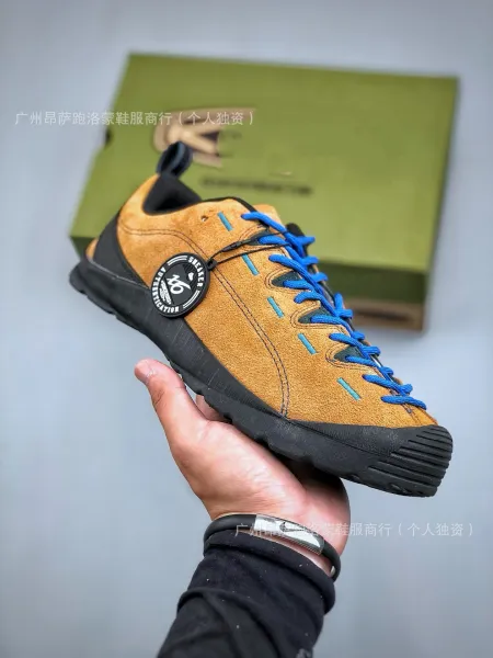 Design Suede Low-Top Sneakers Black Beige - 13