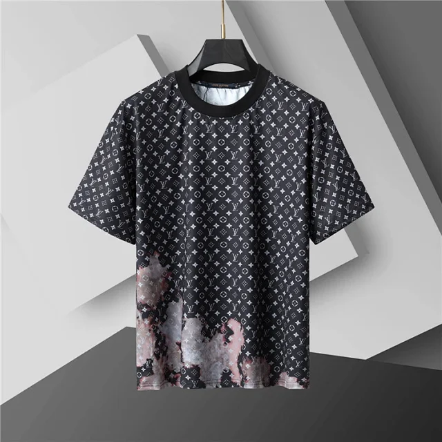 Louis Vuitton T-Shirts Short-Sleeve Crew-Neck Logo-Print T-Shirt product detail image 11