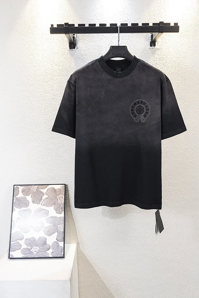 Chrome Hearts T-Shirts Cross Graphic Rhinestone Short-Sleeve T-Shirt product detail image 2