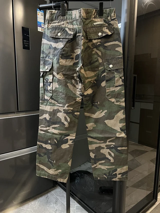Chrome Hearts Trousers Camouflage multi-pocket cargo product detail image 4