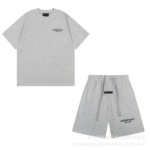 Fear of God Essentials Logo Print Heather Gray T-Shirt - 42