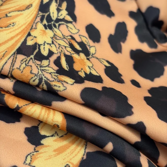 Versace Jeans Couture Trousers Slim-Fit Baroque and Leopard Print Leggings product detail image 9