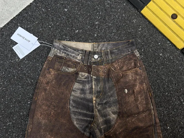 Unbranded Jeans Loose-fit printed with button details product detail image 12