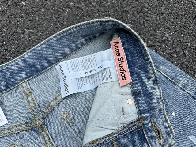 Acne Studios Jeans Distressed paint-splatter wide-leg product detail image 22