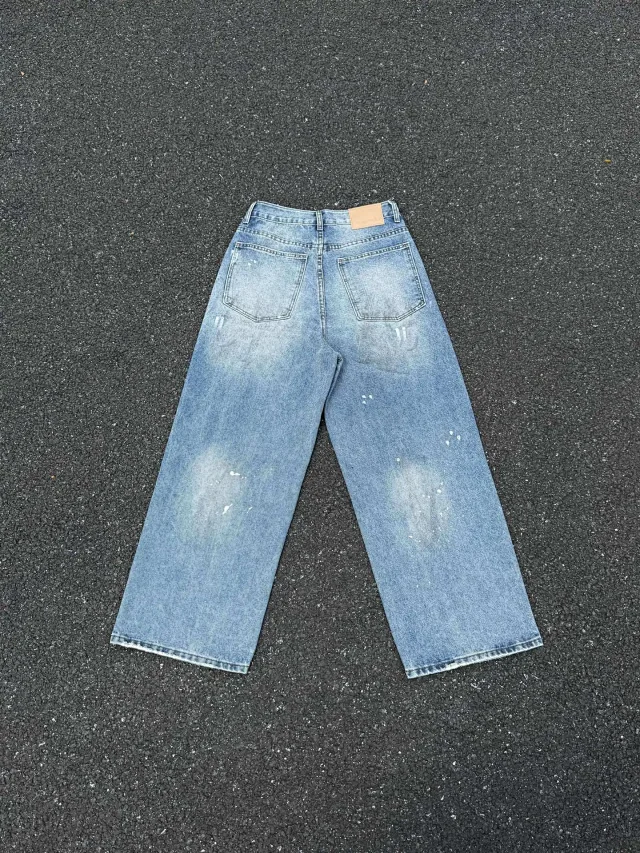 Acne Studios Jeans Distressed paint-splatter wide-leg product detail image 11