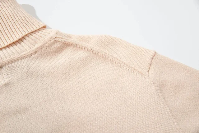 Stone Island Knitwear Zip-Up Ribbed Knit Sweater with Compass Sleeve Patch product detail image 8