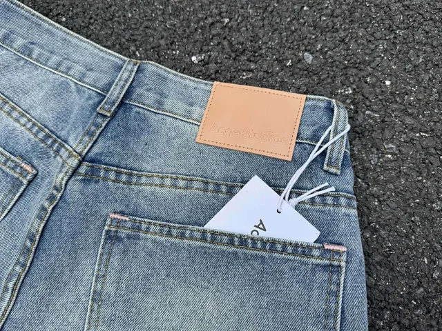 Acne Studios Jeans Distressed paint-splatter wide-leg product detail image 14