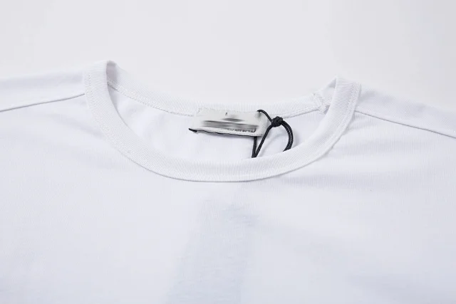 Stone Island T-Shirts Long-Sleeve Crewneck T-Shirt with Compass Badge product detail image 17