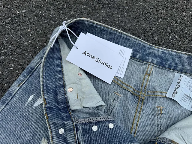 Acne Studios Jeans Distressed paint-splatter wide-leg product detail image 21