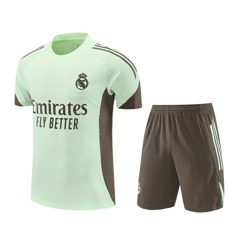 FC Barcelona Football Jerseys Short-Sleeve Jersey and Shorts Set image 2