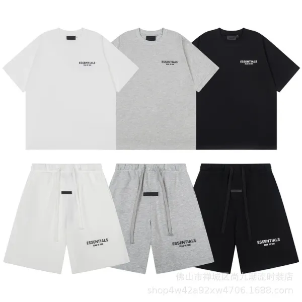Fear of God Essentials Logo Print Heather Gray T-Shirt - 40