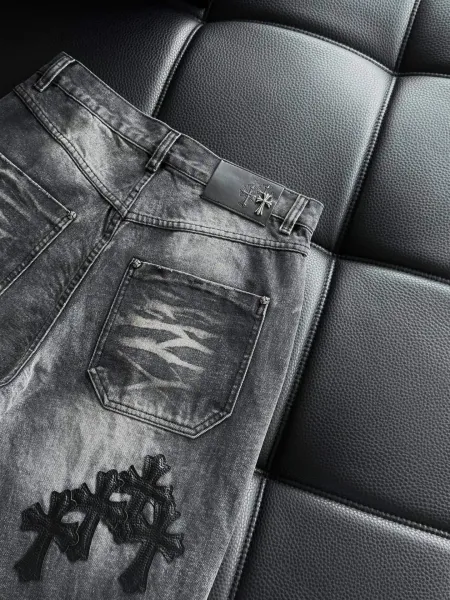 Chrome Hearts Cross Embroidered Distressed Wide-Leg Jeans - 18